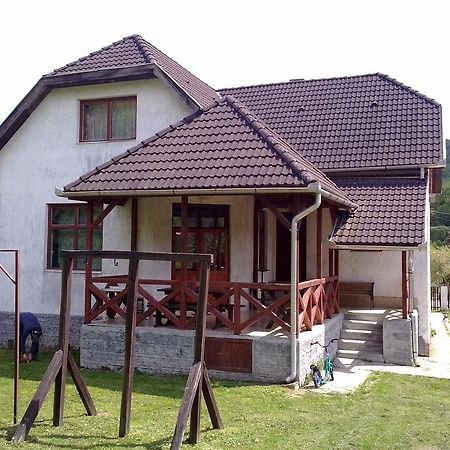 Huta Vendeghaz Kishuta Bagian luar foto