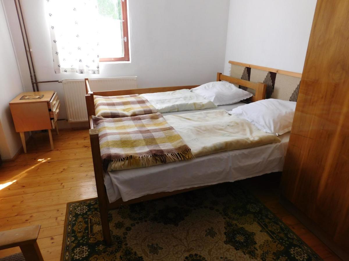 Huta Vendeghaz Kishuta Bagian luar foto